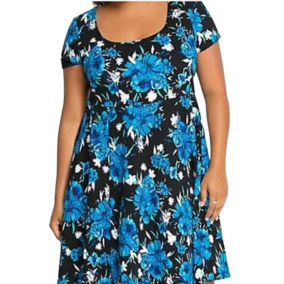Torrid Dresses & Skirts - Torrid Blue Floral Skater's Dress - Size 2